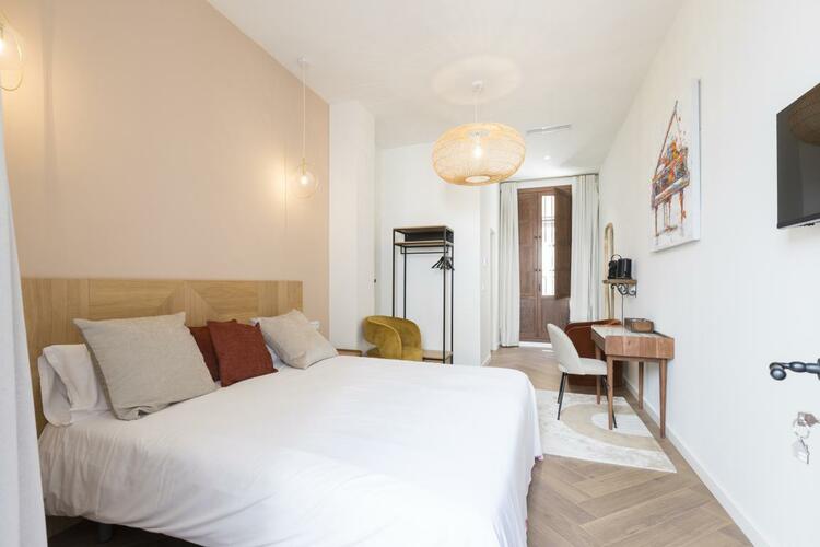 La Marsellesa Hotel Boutique, Pego – Iluminación cálida y decoración chic